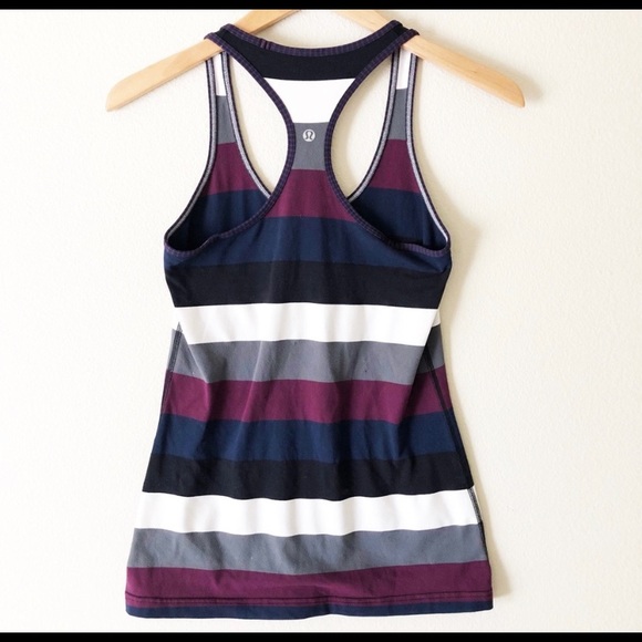 Lulu Lemon Razorback Tank - Picture 3 of 5